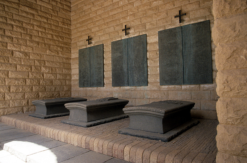 Watch how” Egypt” respects the remains of the dead) (World War* I&nbsp;*((and))(II).